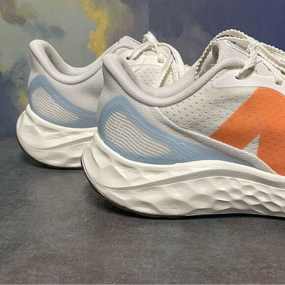 New Balance Fresh Foam Arishi V4 Sea Salt/Gulf Red Women's Sneakers Size 7.5B - Picture 10 of 16